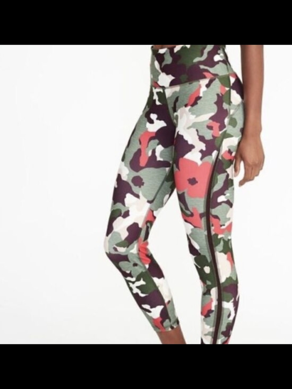 Old Navy Printed High-Waist Camo Leggings in Green & Pink